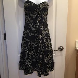 WHBM Floral Embroidered Strapless Dress